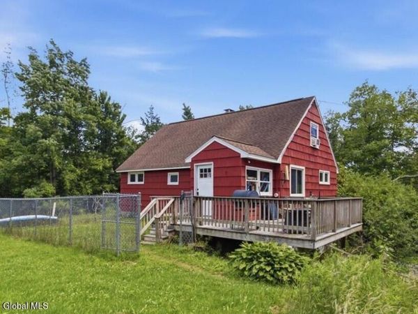 140 Presbyterian Hill Road, Stephentown, NY 12168