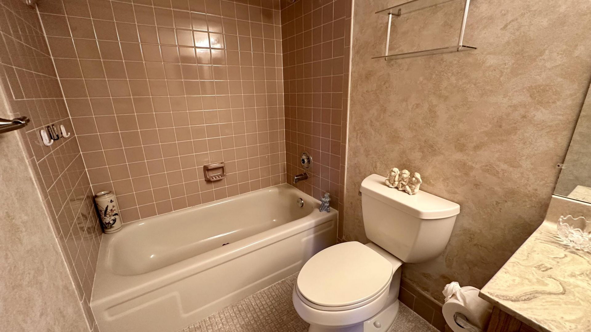 6585 Kensington Lane, Unit Apt 207, Delray Beach, FL 33446 Photo