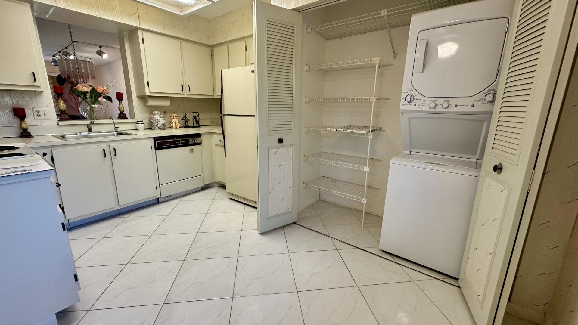 6585 Kensington Lane, Unit Apt 207, Delray Beach, FL 33446 Photo