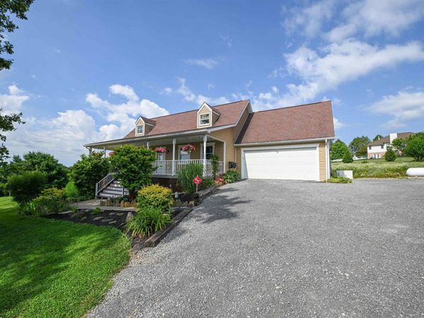 212 Green Valley Drive, Reedsville, WV 26547