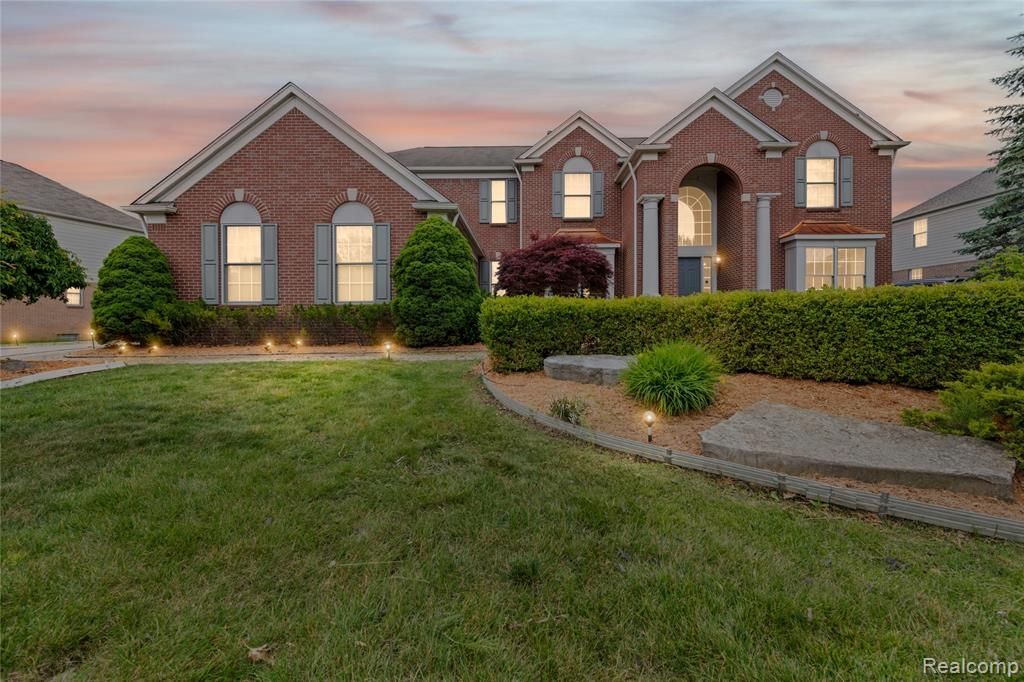 1885 Wyngate Drive, Troy, MI 48098 Main Photo