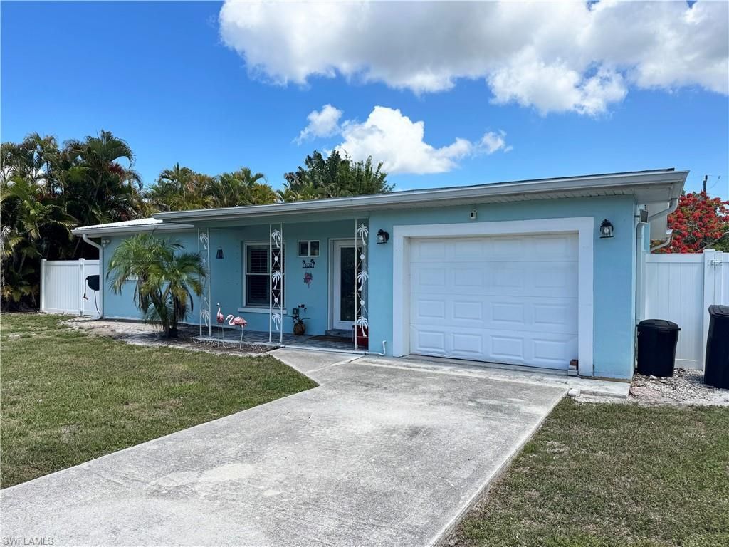 3772 Tropical Point Dr, Saint James City, FL 33956 Photo