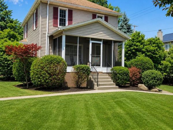 176 S Scott , Adrian, MI 49221
