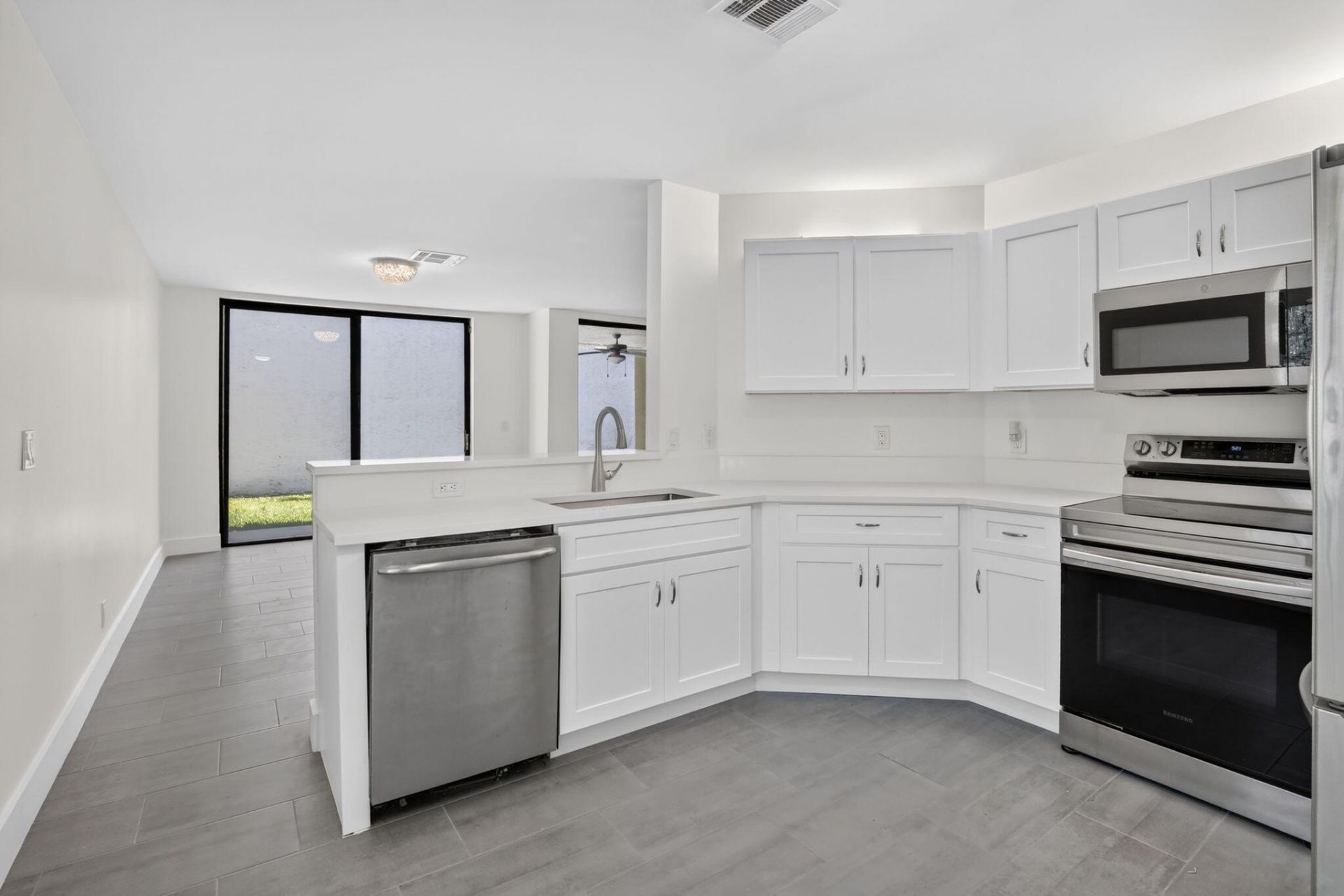 1671 NW 107th Lane, Plantation, FL 33322 Photo