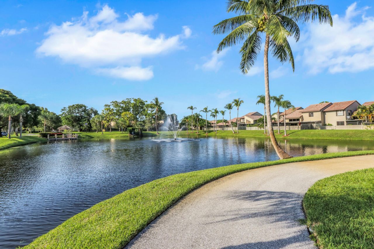 5145 Sesame Street, Palm Beach Gardens, FL 33418 Photo
