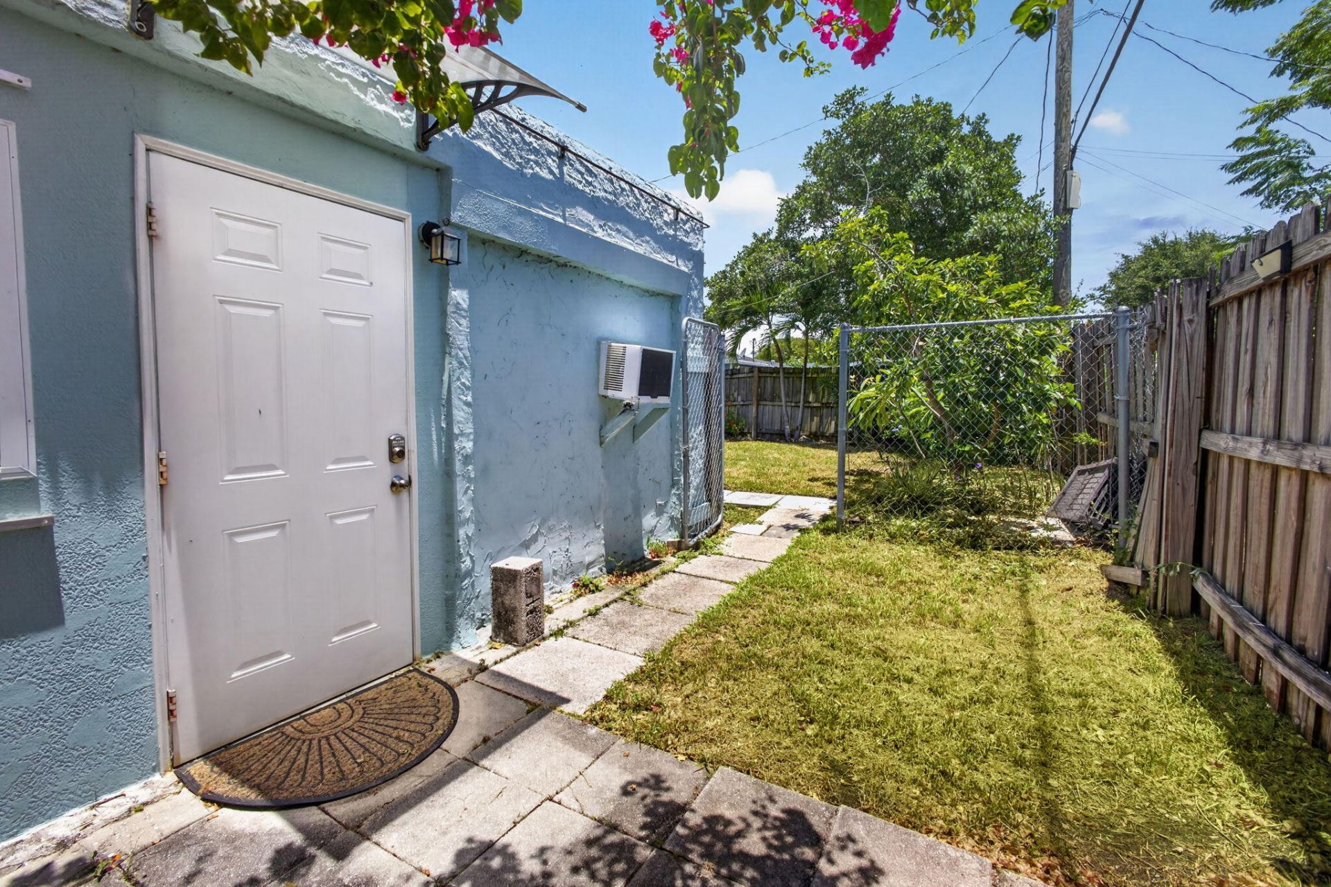 1314 N J Street, Lake Worth Beach, FL 33460 Photo