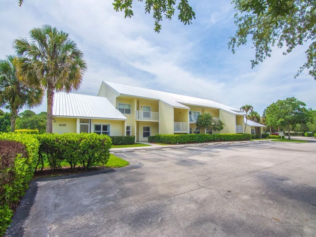 4210 Gator Trace Avenue, Unit B, Fort Pierce, FL 34982 Photo