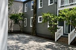 70 Vanderhorst Street photo 4