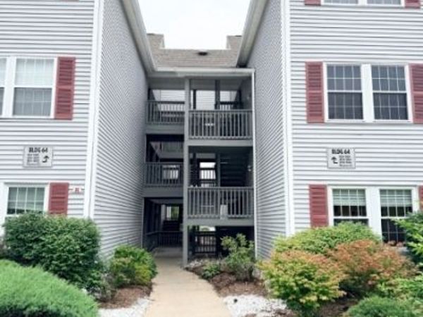 64 Dayton Ct, Unit 205, Independence, NJ 07840