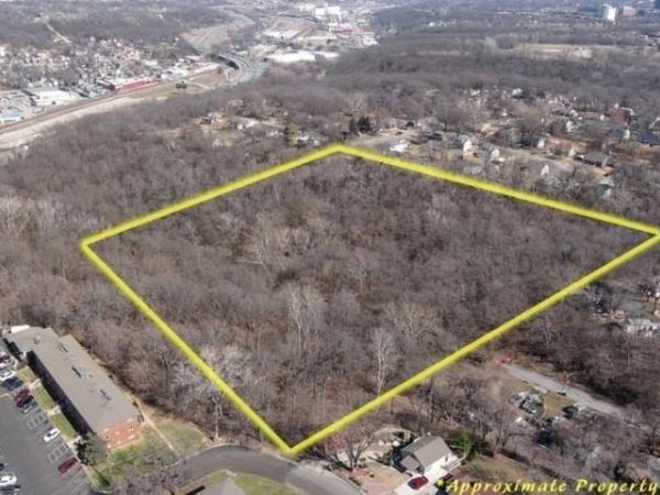 2830 S 9th Terrace, Kansas City, KS 66103
