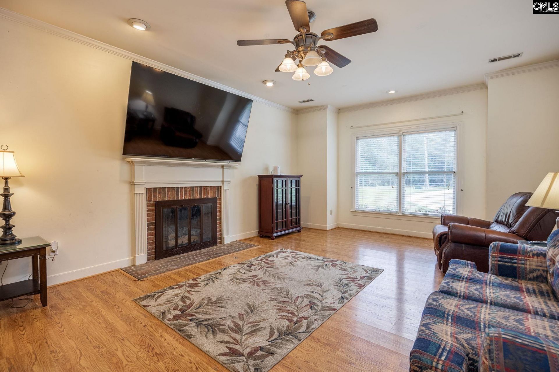 3011 Landing Way Photo 6