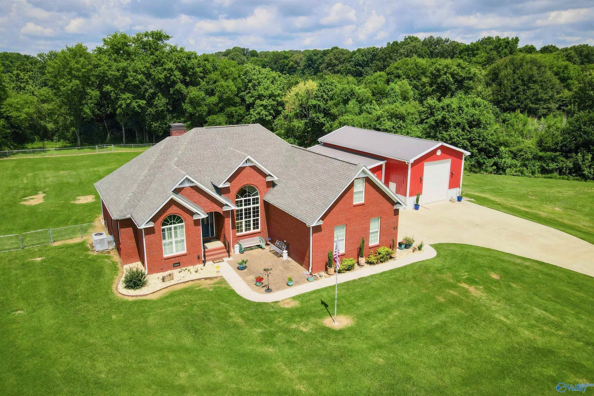 50 Helen Drive, Hartselle, AL 35640 Main Photo
