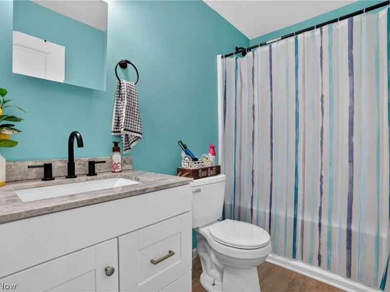 628 Park Oval, Madison, OH 44057 Photo 17
