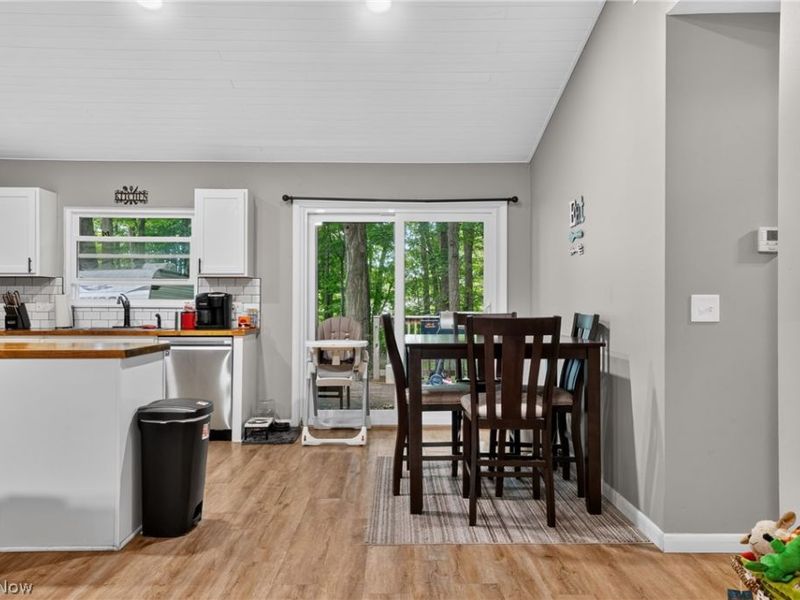 628 Park Oval, Madison, OH 44057 Photo 9