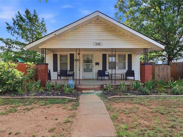 330 N Bailey Street, Hobart, OK 73651