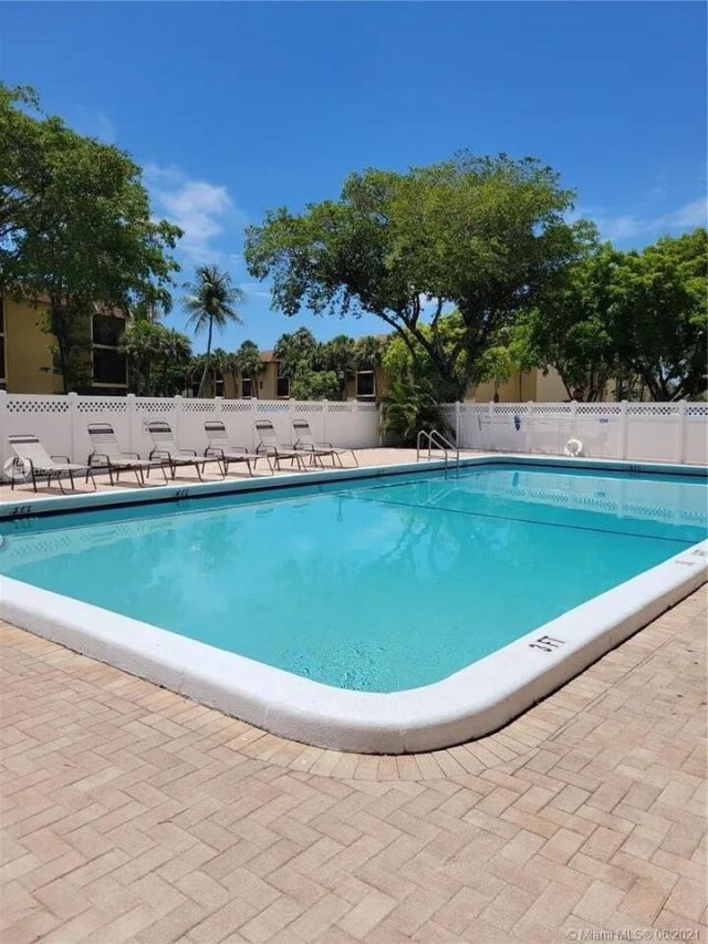 470 NW 20th Street, Unit 1040, Boca Raton, FL 33431 Photo