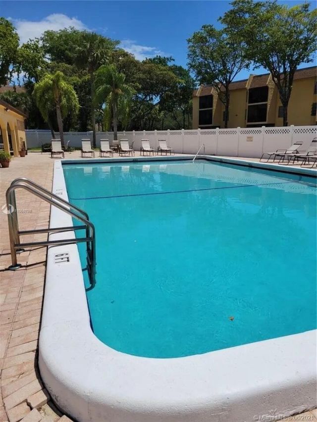 470 NW 20th Street, Unit 1040, Boca Raton, FL 33431 Photo