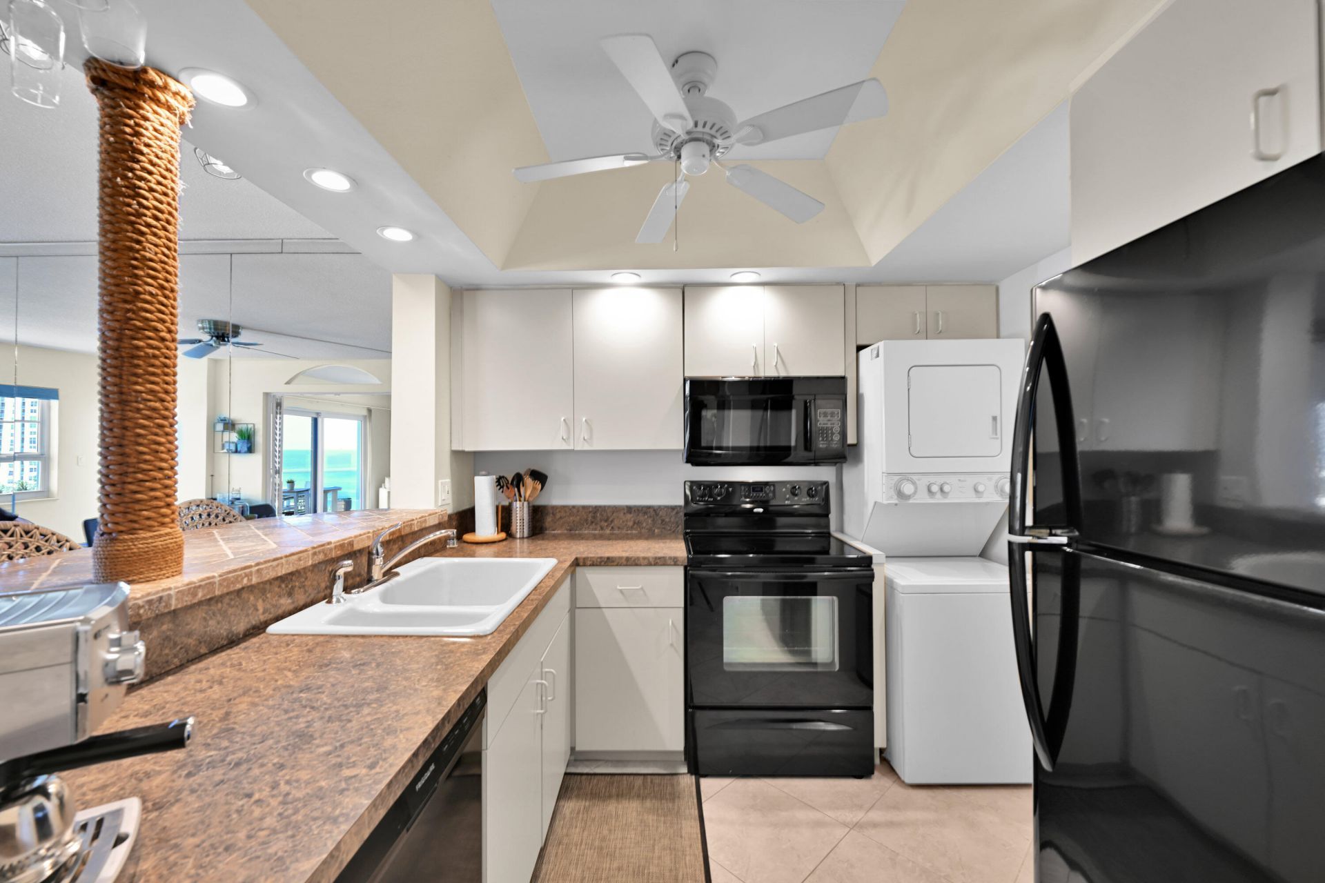 6000 N Ocean Boulevard, Unit 8e, Lauderdale by the Sea, FL 33308 Photo
