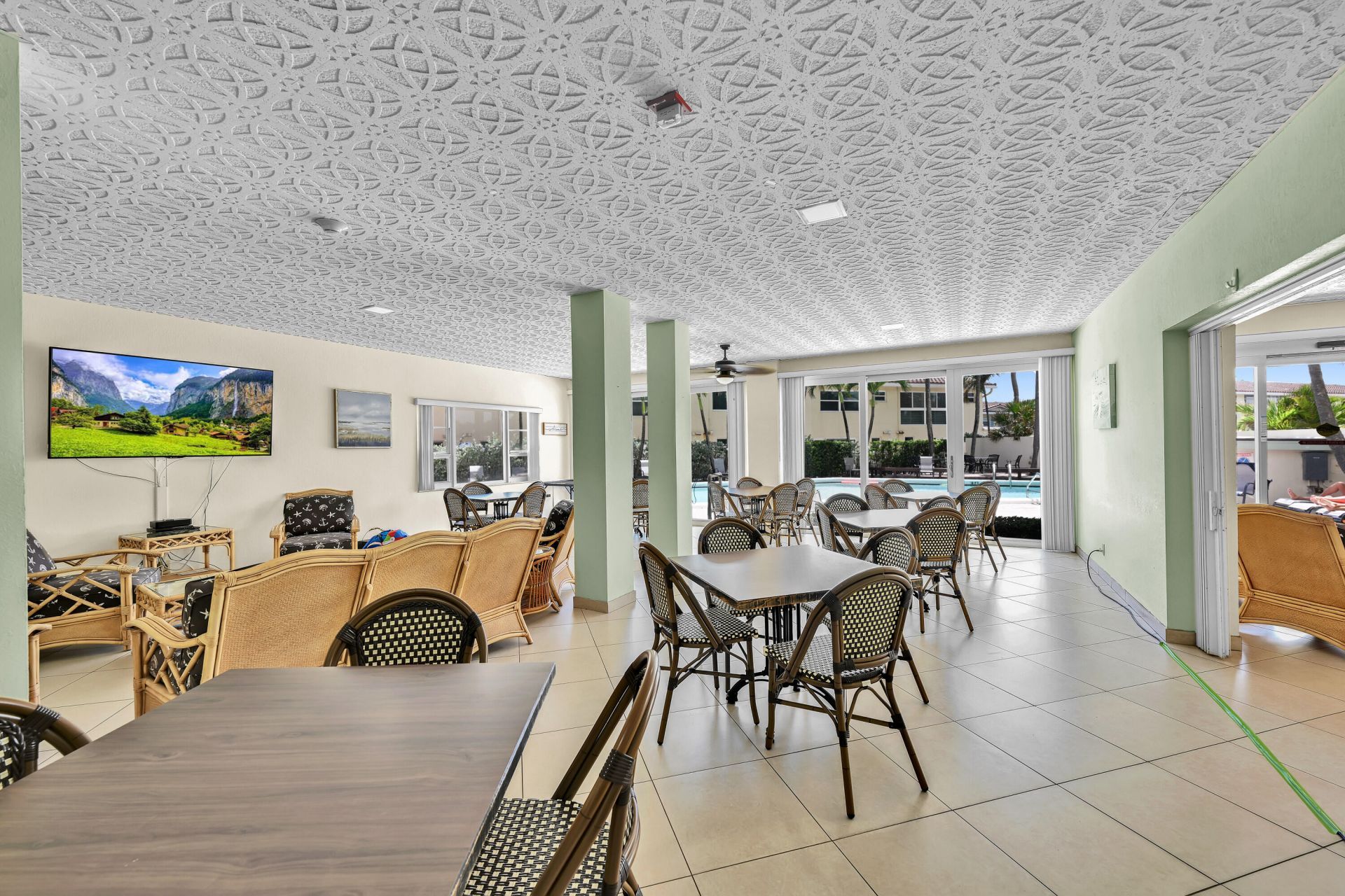 6000 N Ocean Boulevard, Unit 8e, Lauderdale by the Sea, FL 33308 Photo