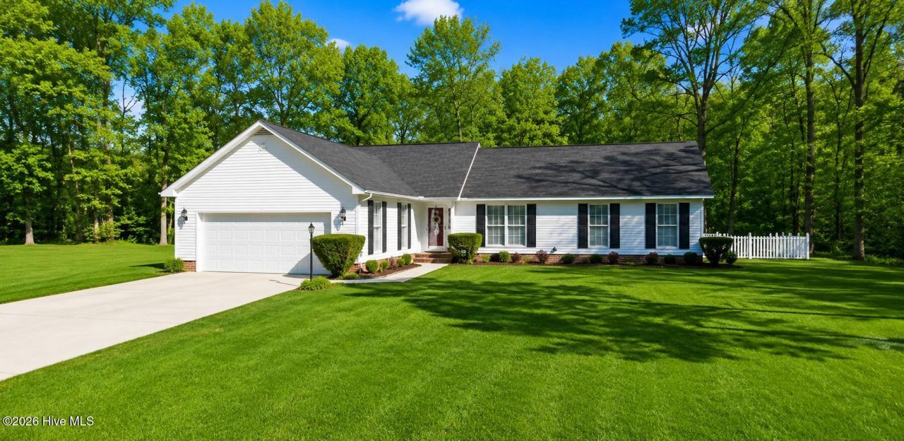 4569 Hunter Creek Drive , La Grange, NC 28551 Main Photo