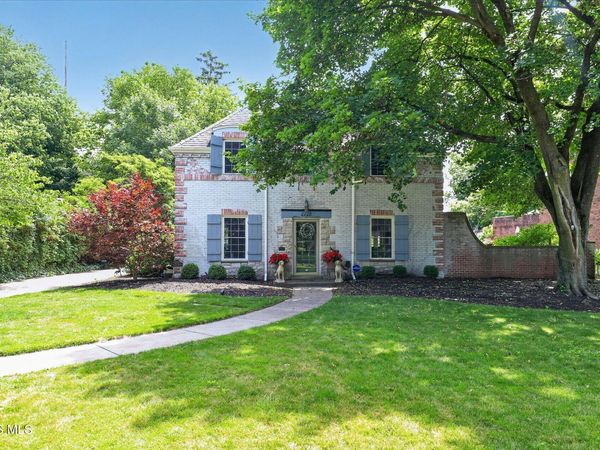2228 Orchard Road , Ottawa Hills, OH 43606