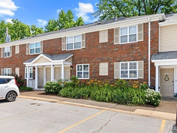 1408 Thrush Place , St Louis, MO 63144