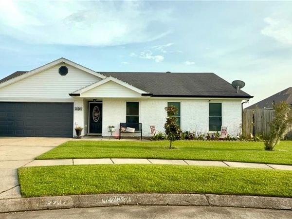 2737 PIN OAK Drive , Marrero, LA 70072