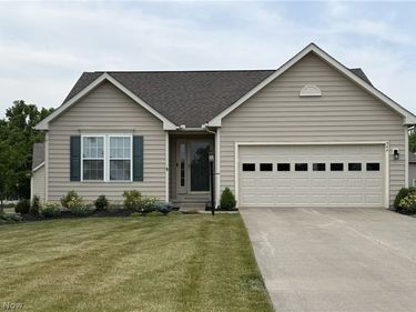 544 Country View, Northfield Center, OH 44067