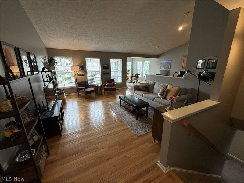 544 Country View, Northfield Center, OH 44067 Photo 8