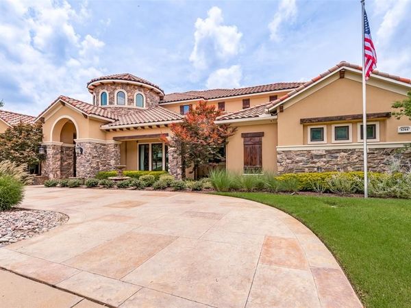 4744 Byron Circle , Irving, TX 75038