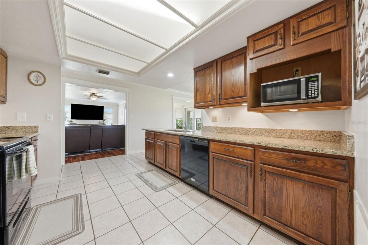 1805 Virginia Court, Tavares, FL 32778 Photo
