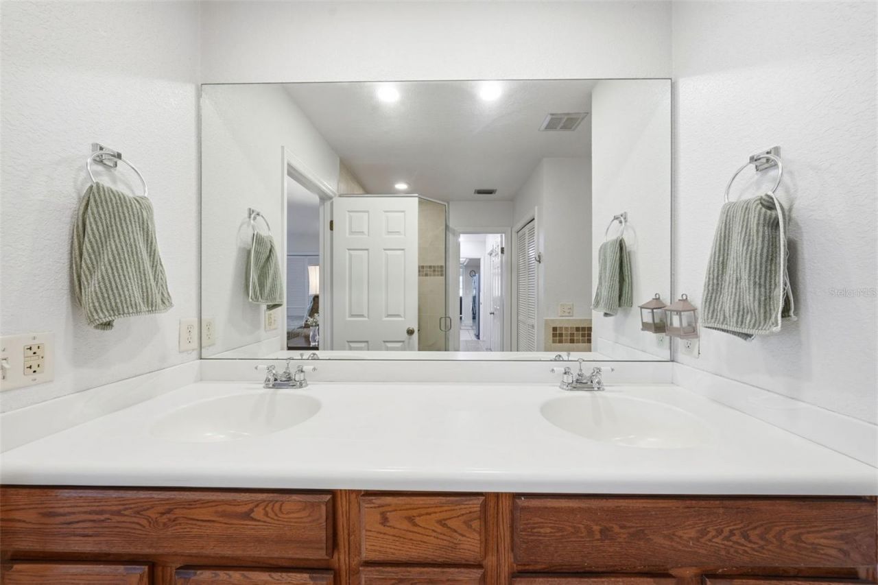 1805 Virginia Court, Tavares, FL 32778 Photo