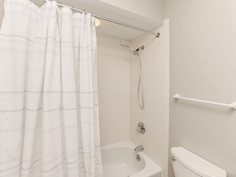 3658 Herschel Avenue, Cincinnati, OH 45208 Photo 23