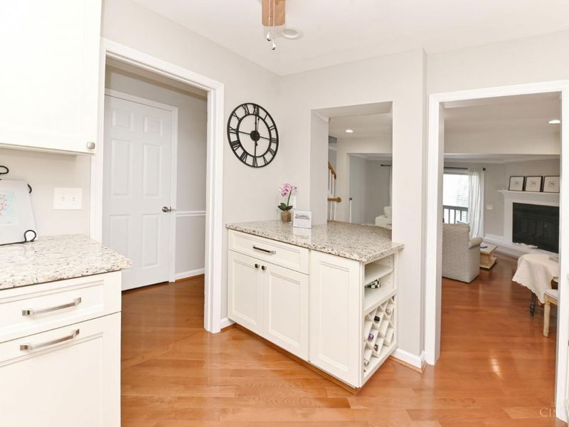3658 Herschel Avenue, Cincinnati, OH 45208 Photo 9