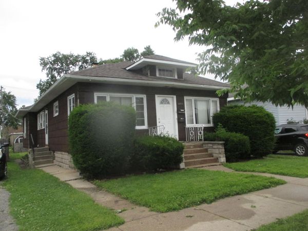 2711 164th Place , Hammond, IN 46323