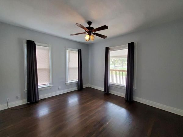 2727 Vine Street, Kansas City, MO 64109