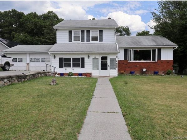 114 Prospect Avenue , Maybrook, NY 12543