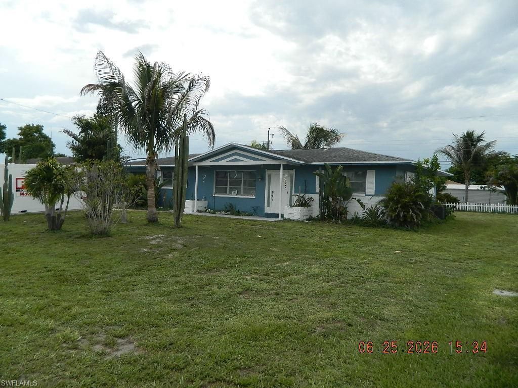 1417 Huntdale St E, Lehigh Acres, FL 33936 Photo