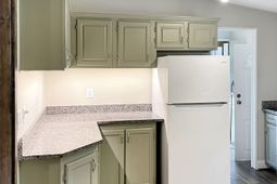 259 Gaines Circle photo 4