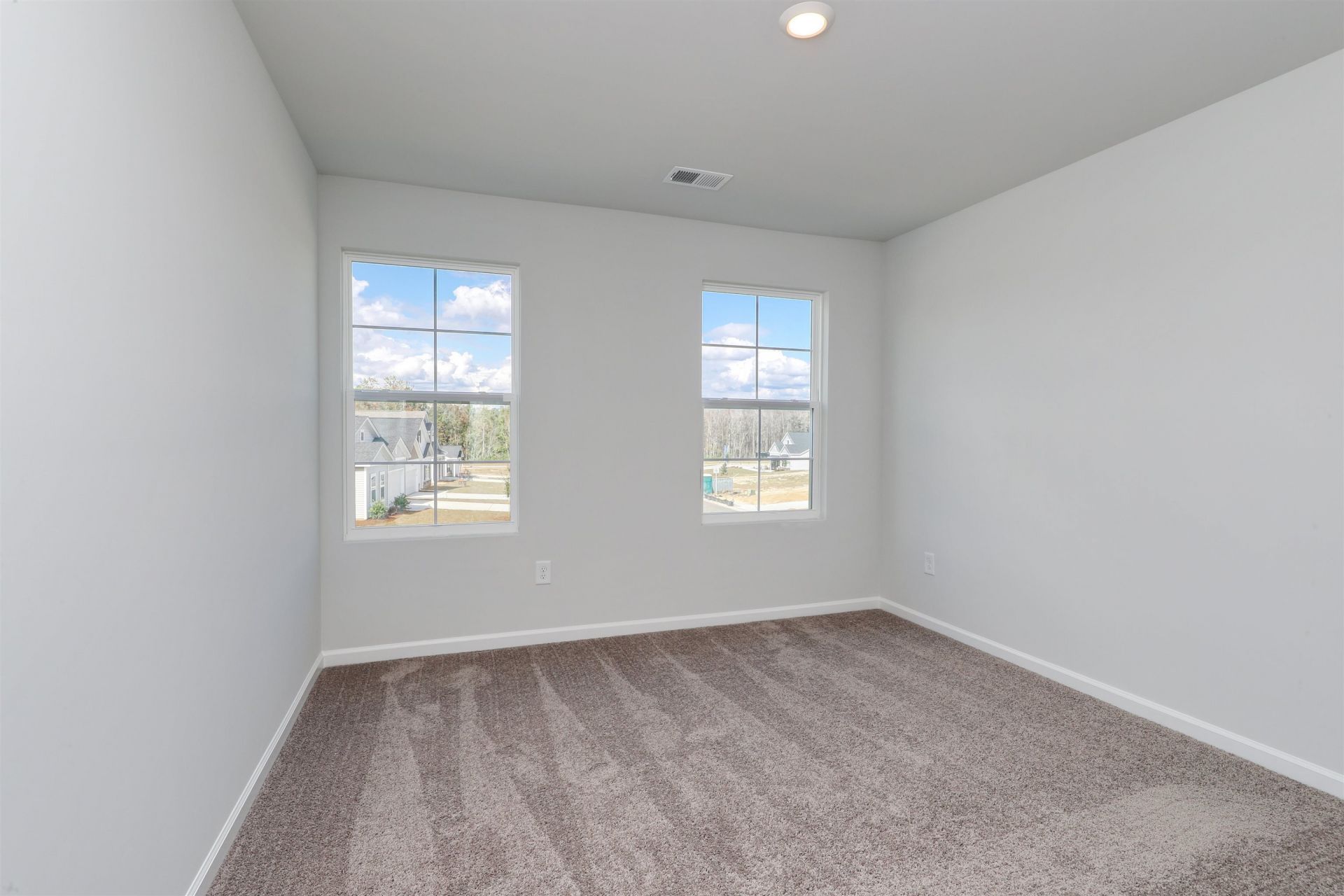 824 Wild Indigo Dr Photo 20