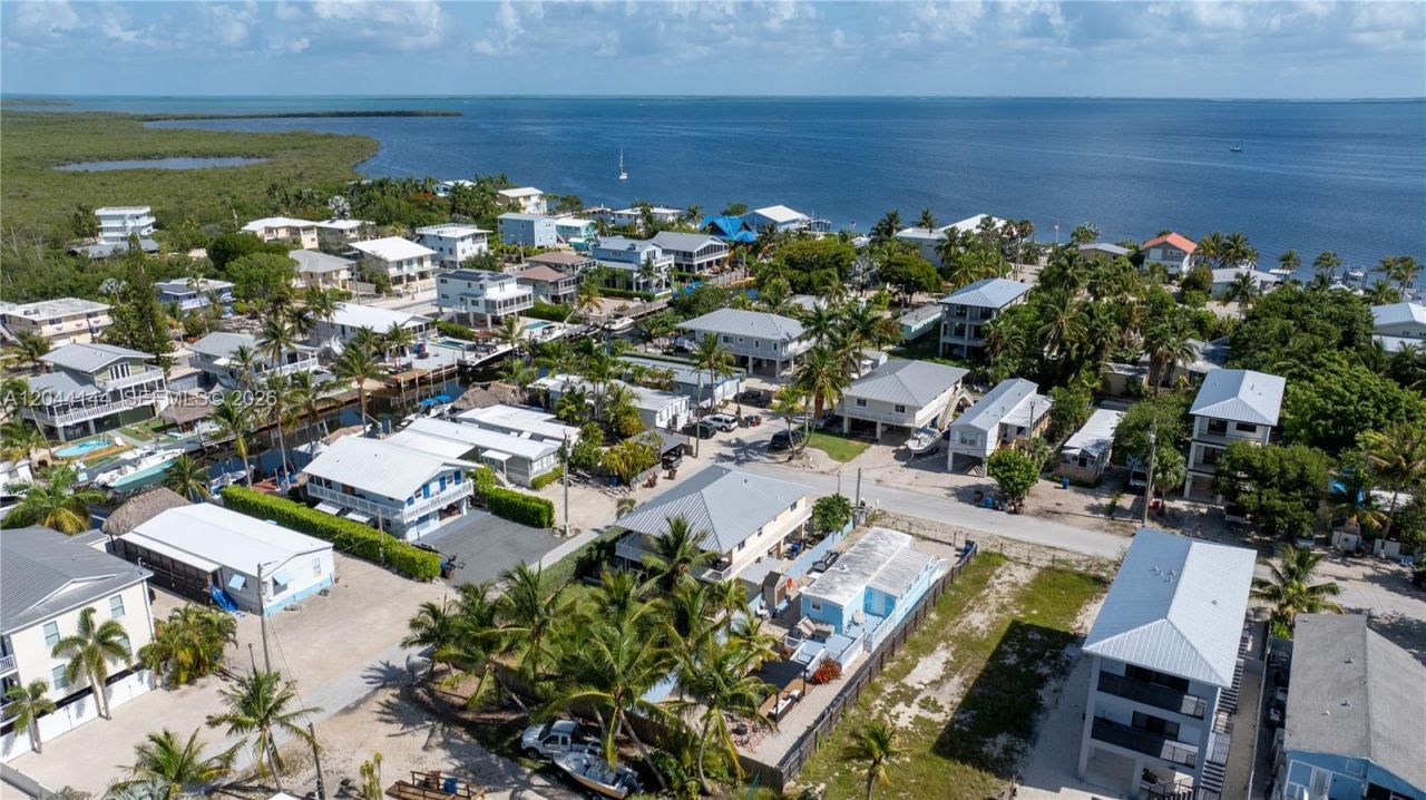 768 Michael Dr, Key Largo, FL 33037 Photo