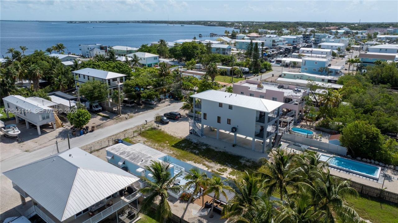 768 Michael Dr, Key Largo, FL 33037 Photo