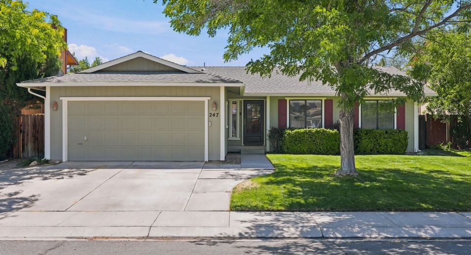 247 Woodlake Circle, Dayton, NV 89403 Photo