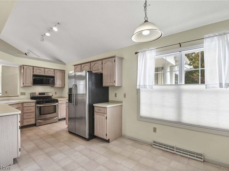3674 Guilford Court, Westlake, OH 44145 Photo 25