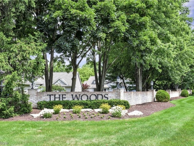 3674 Guilford Court, Westlake, OH 44145 Photo 3