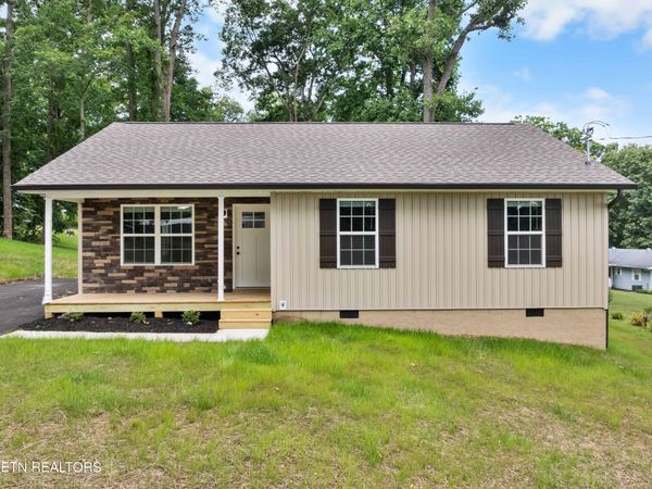 391 Summit Drive, Speedwell, TN 37870