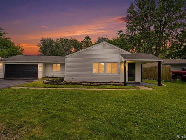 37176 Garvin Street, Clinton Twp, MI 48036