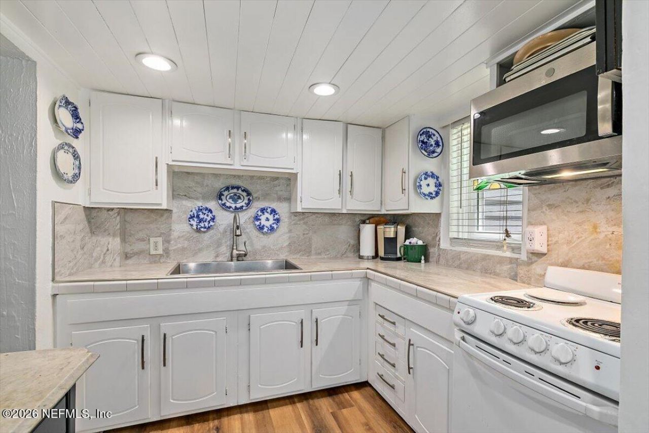 106 Bay Street, Neptune Beach, FL 32266 Photo