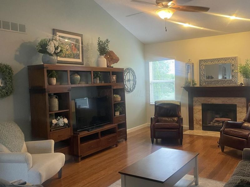 130 Trail E, Etna, OH 43062 Photo 6