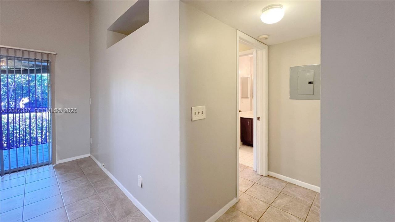 757 NW 92nd Ave , Unit 757, Plantation, FL 33324 Photo